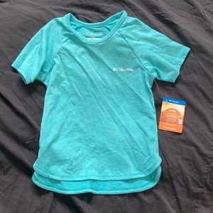 Columbia kids athletic shirt